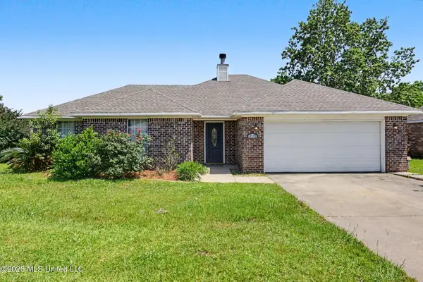10165 Melody Lane, Biloxi, MS 39532