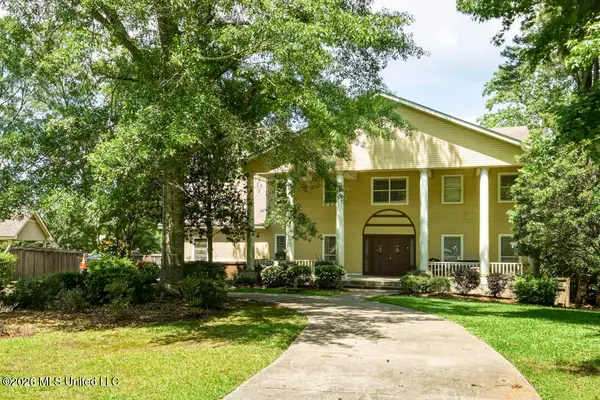 12 Bluebeard Point, Hattiesburg, MS 39402