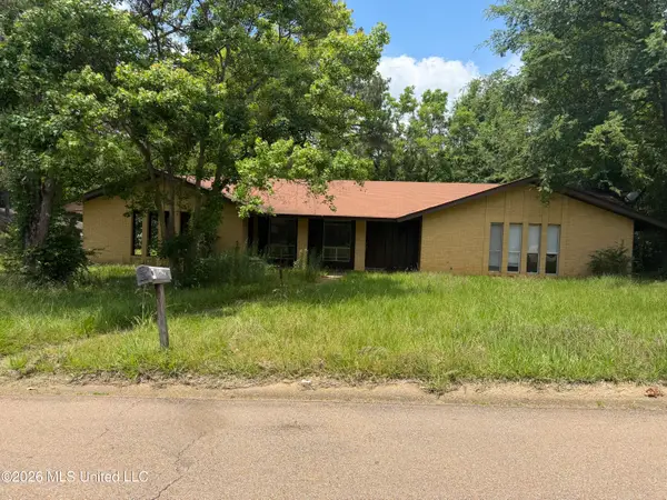 4224 Cypress Drive, Jackson, MS 39212
