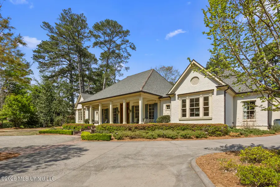 2526 Honeysuckle Lane, Jackson, MS 39211 - #2