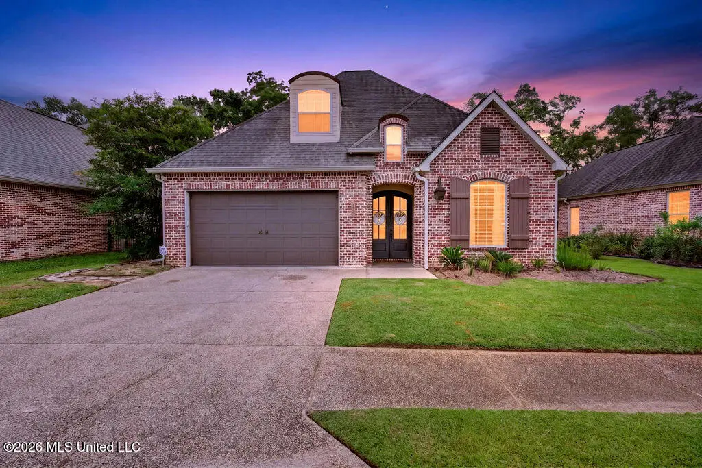 3812 Acadian Village Drive, Ocean Springs, MS 39564 - #1