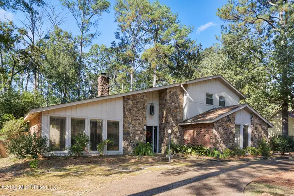 103 Redbud Trail, Brandon, MS 39047