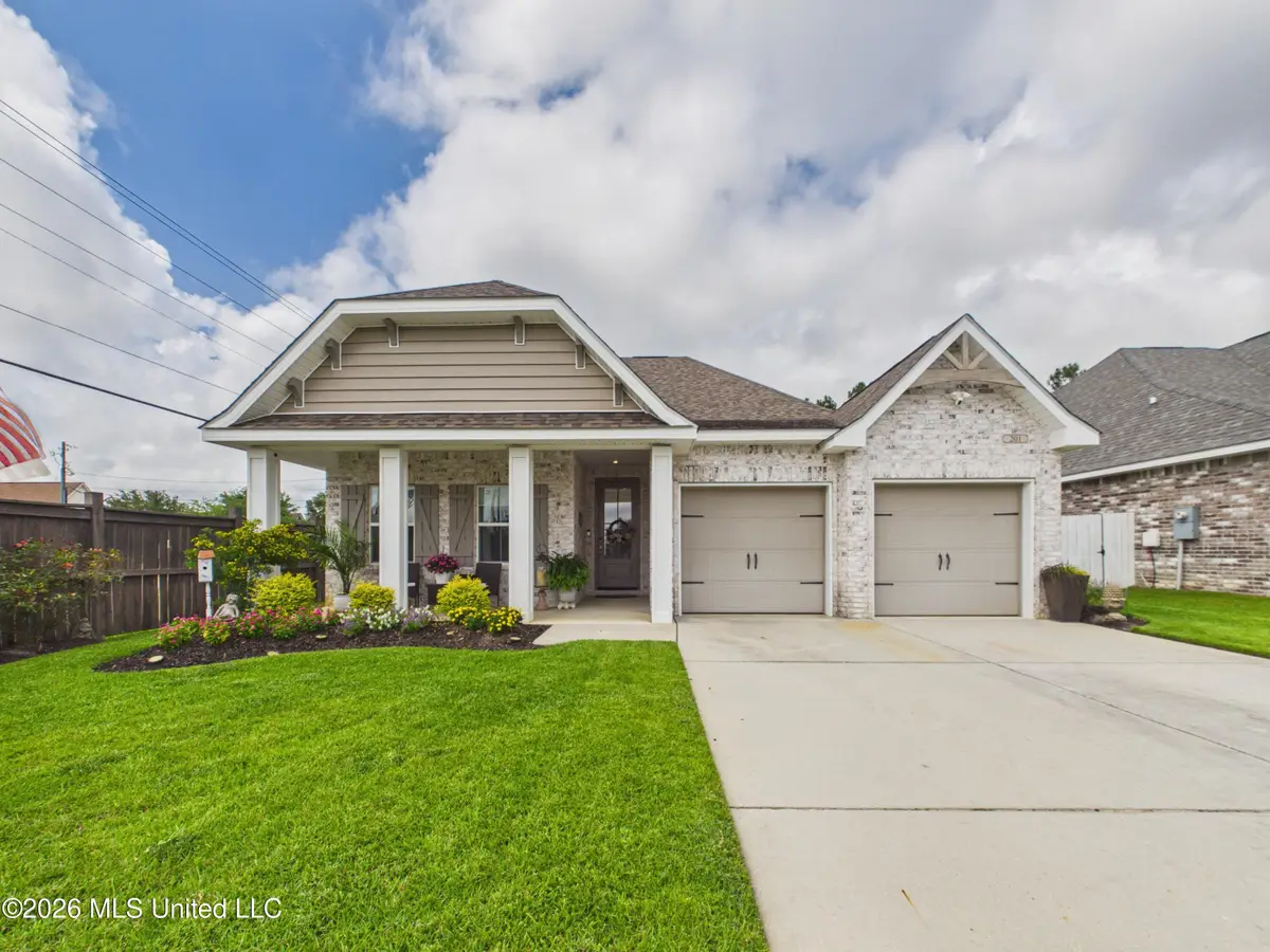 201 Madison Pl Drive, Ocean Springs, MS 39564 - #1