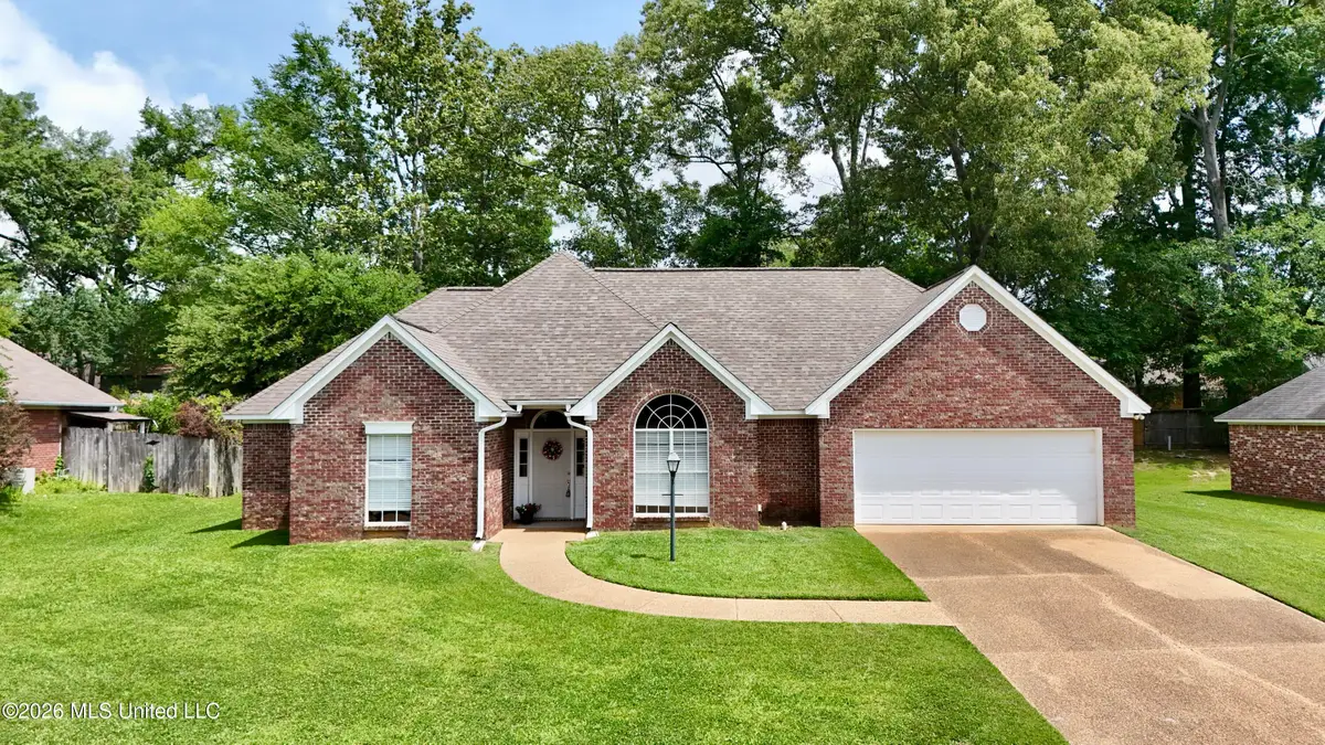 126 Kirkwood Drive, Clinton, MS 39056 - #1