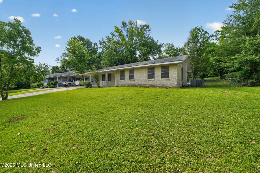 1523 Winchester Street, Jackson, MS 39211 - #3