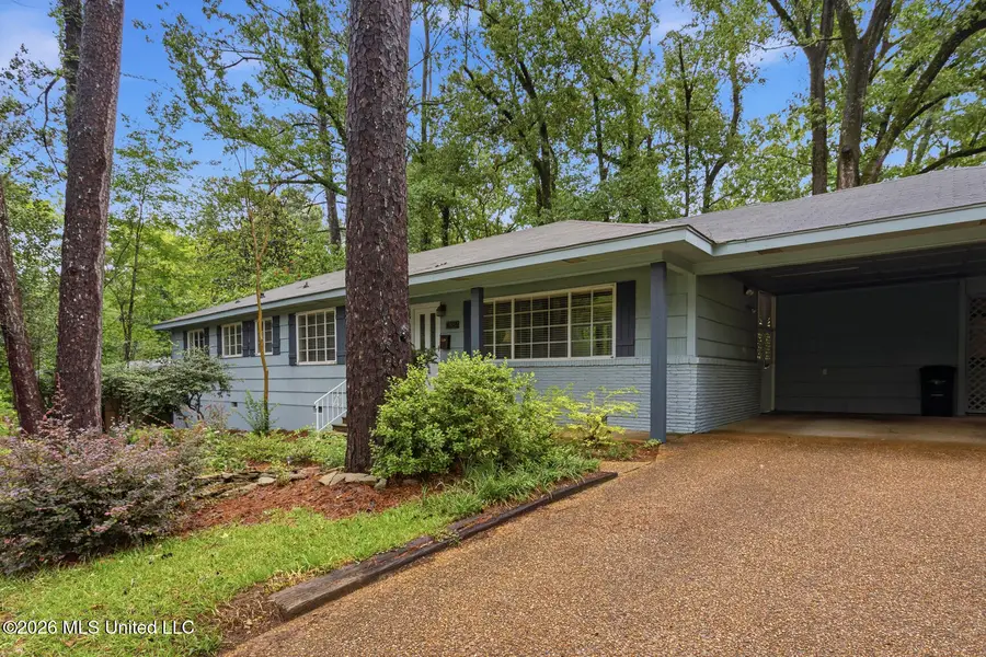 4316 Forest Park Drive, Jackson, MS 39211 - #2