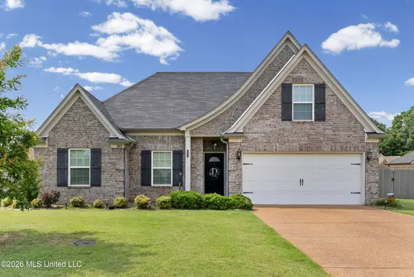 1002 Blue Bird Cove, Senatobia, MS 38668