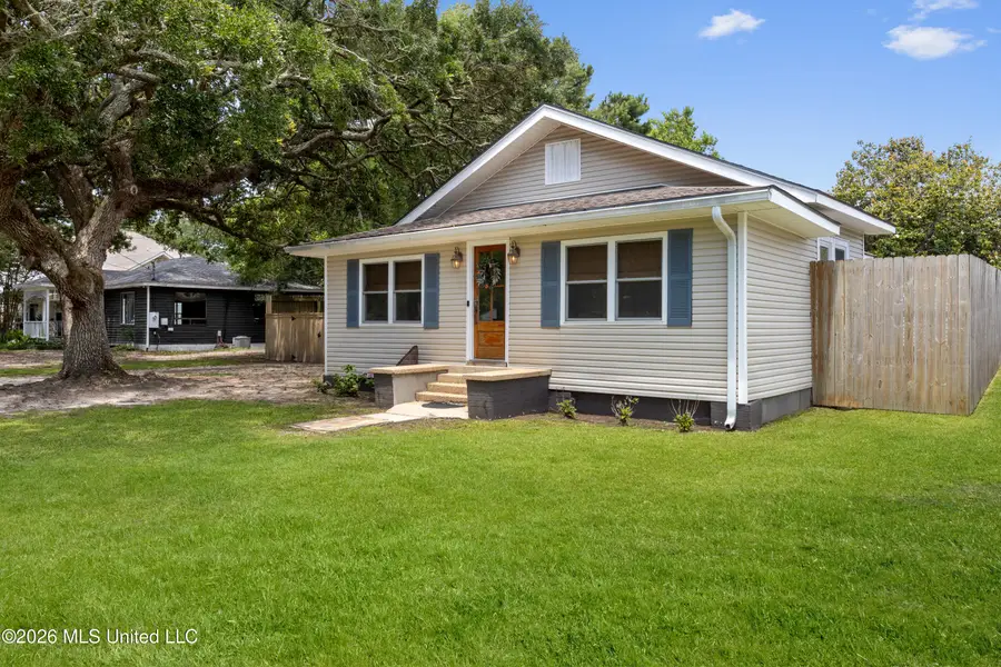 122 E Third Street, Long Beach, MS 39560 - #3