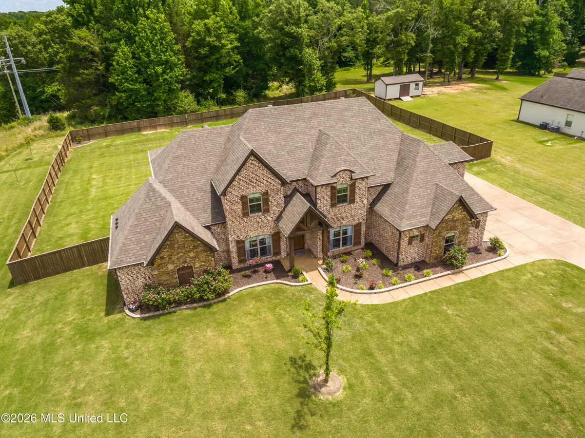 5996 Center Hill Road, Olive Branch, MS 38654 - #1