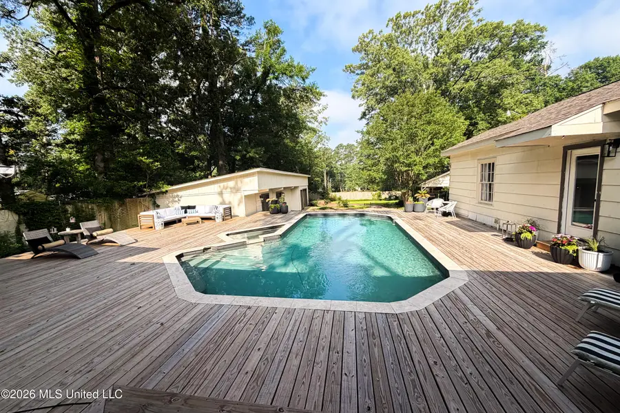 3927 Eastline Drive, Jackson, MS 39211 - #2