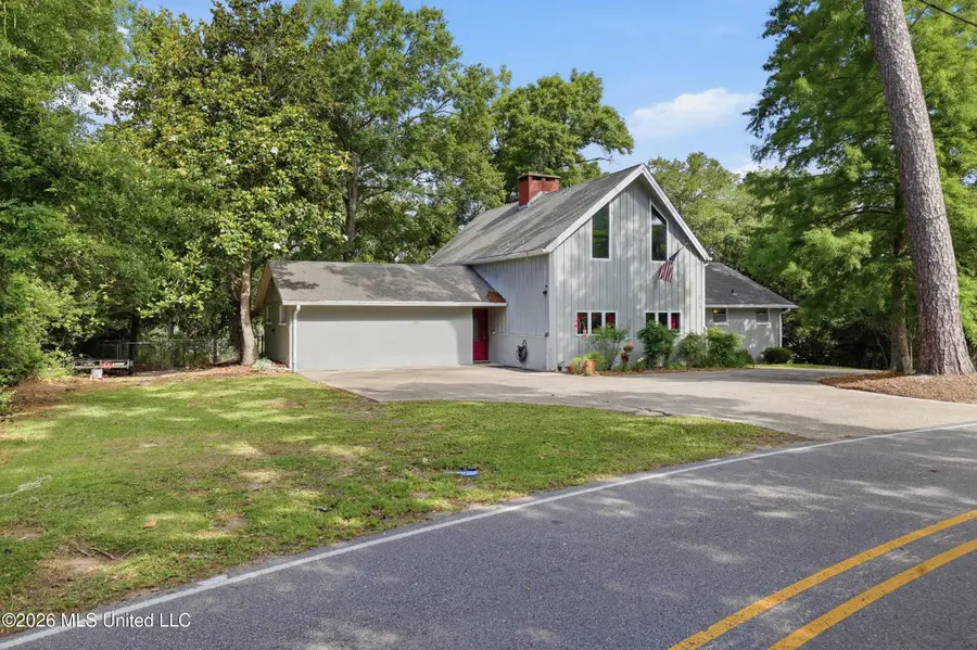 6825 Shore Drive, Ocean Springs, MS 39564 - #3