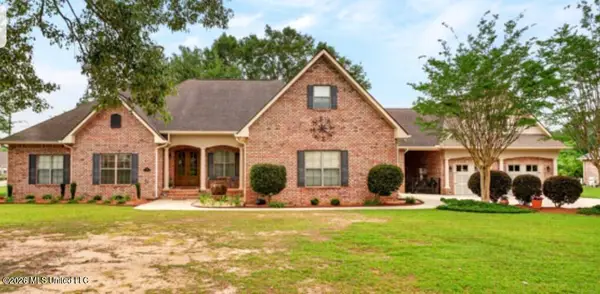 9003 Twin Oak Court, Picayune, MS 39466