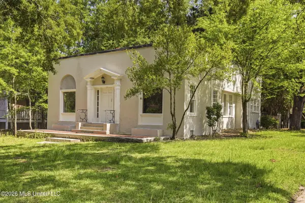 801 Belhaven Street, Jackson, MS 39202