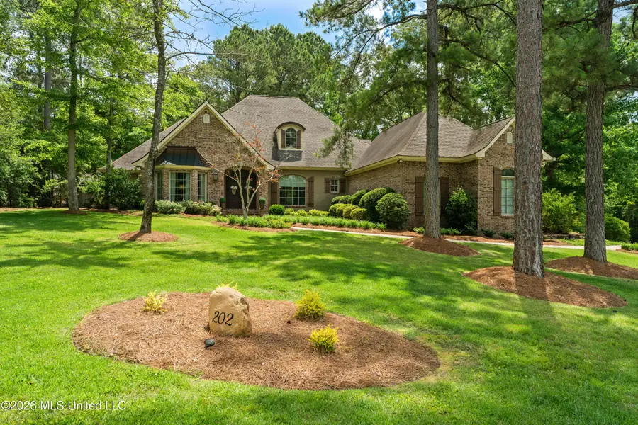202 Tallulah Ridge, Hattiesburg, MS 39402 - #2
