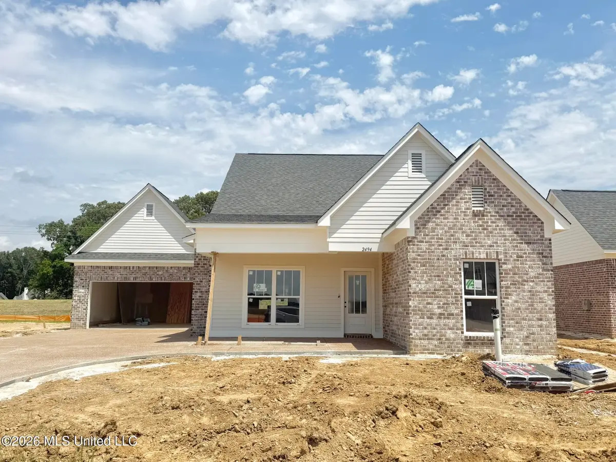 2494 Saint Charles Cove, Southaven, MS 38672 - #1