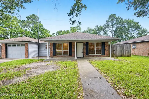4307 Yosemite Drive, Ocean Springs, MS 39564