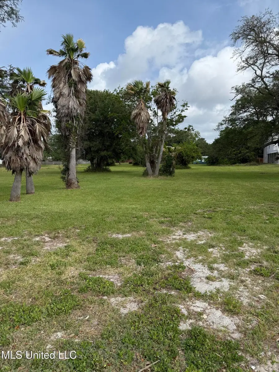 1504 Beach Boulevard, Biloxi, MS 39530 - #2