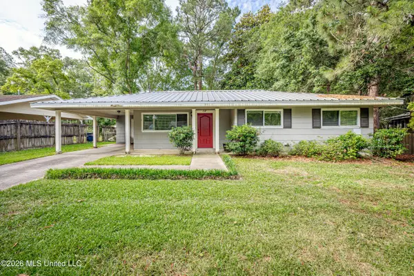 232 Woodland Circle, Ocean Springs, MS 39564