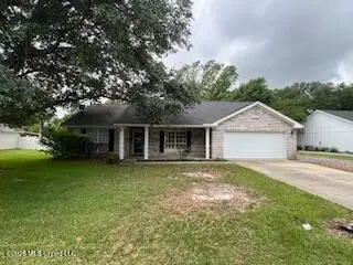 11121 Bayview Lane, Biloxi, MS 39532