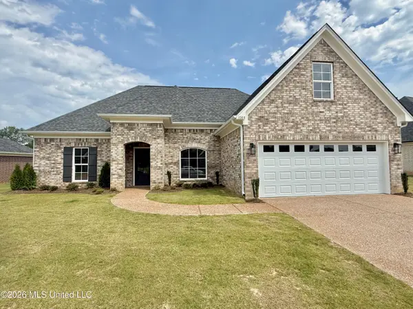 1088 Great Gln Drive, Southaven, MS 38671