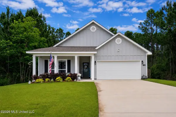 7760 Coral Lane, Ocean Springs, MS 39564
