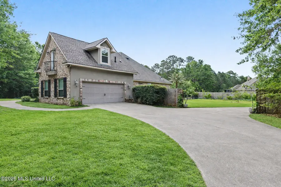 6101 Olde Oakview, Ocean Springs, MS 39564 - #3