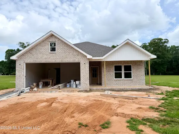 6695 Caraway Road, Moss Point, MS 39562