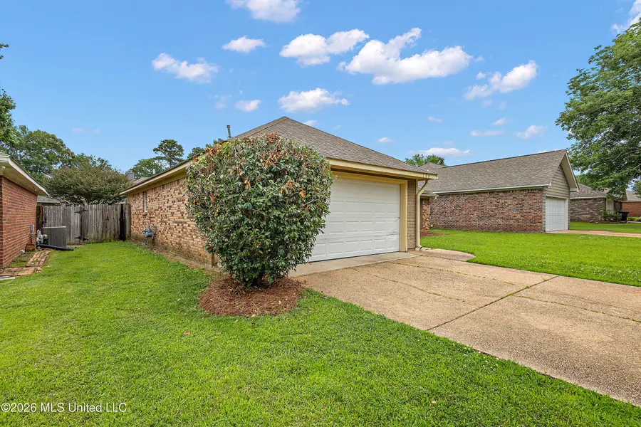 140 Willow Oak Lane, Brandon, MS 39047 - #2