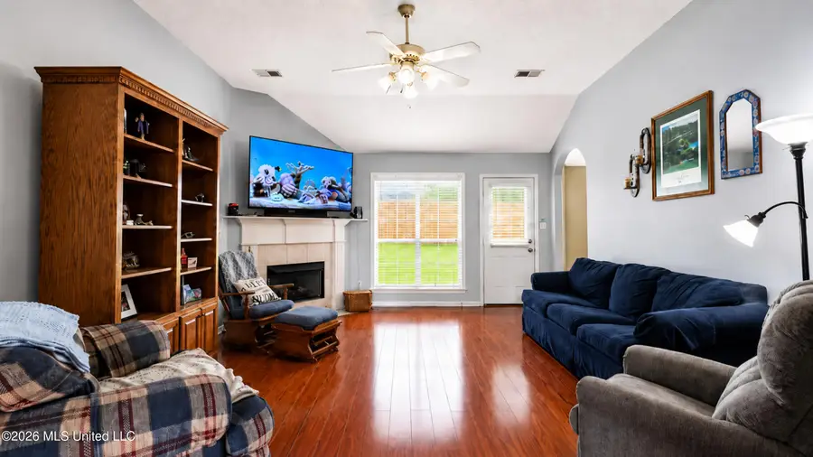 9943 Piney Ridge Drive, Olive Branch, MS 38654 - #3