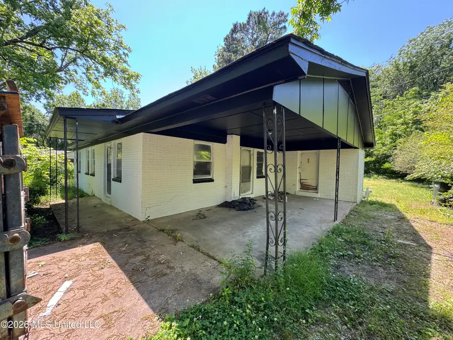128 Isom Drive, Holly Springs, MS 38635 - #2