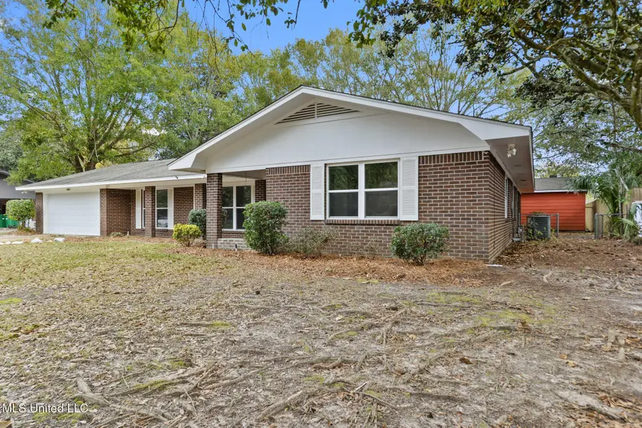 6104 Gruich Circle, Ocean Springs, MS 39564 - #2