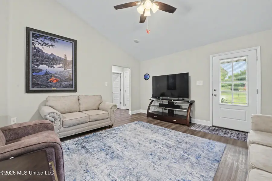90 Hunters Trace, Picayune, MS 39466 - #3
