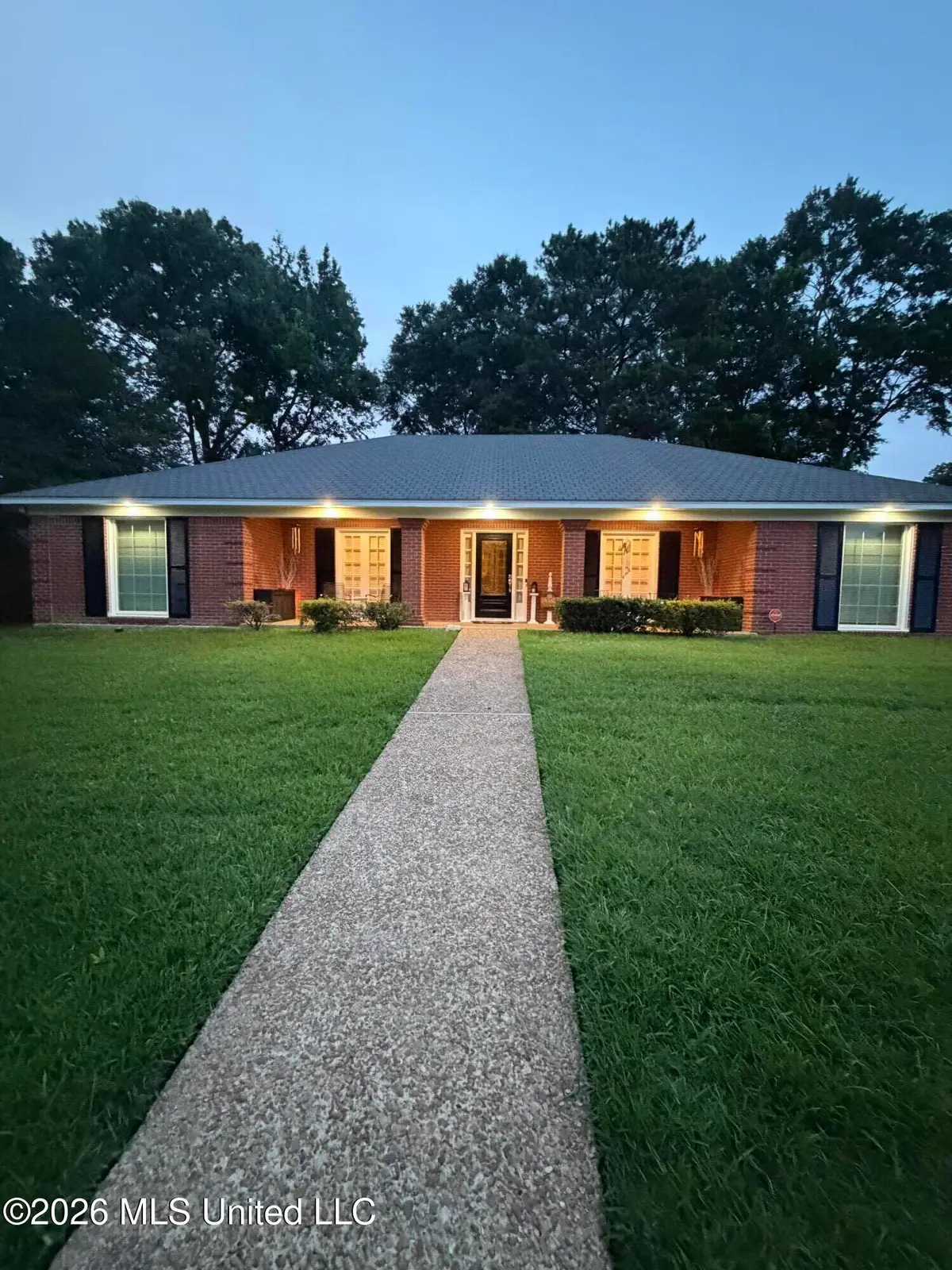 1448 Tracewood Drive, Jackson, MS 39211 - #1