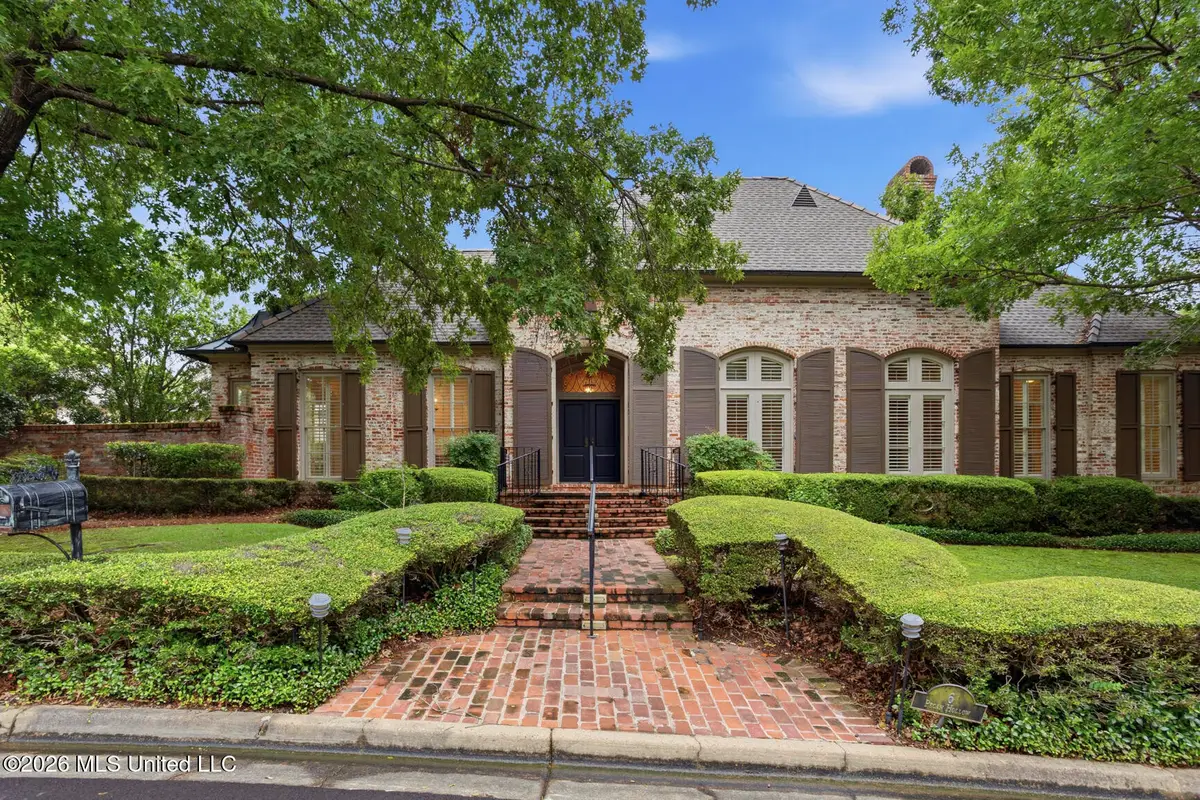 6 Pecan Hollow Drive, Jackson, MS 39211 - #1