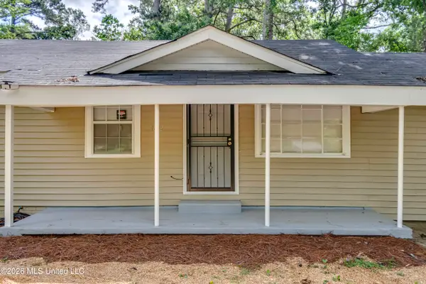 1872 Shady Lane Drive, Jackson, MS 39204