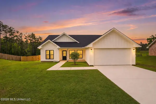 21626 E Edgewood Drive, Saucier, MS 39574