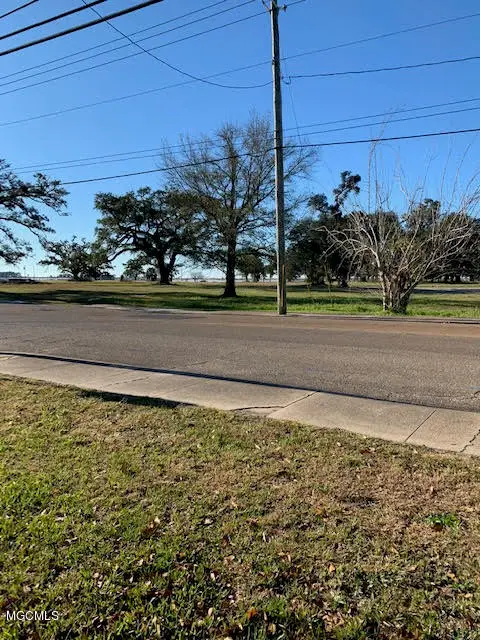 442 Howard Avenue, Biloxi, MS 39530