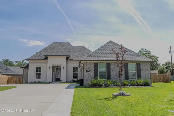 7298 S Aberdeen Drive, Pass Christian, MS 39571
