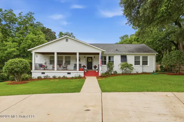 718 S College Street, Brandon, MS 39042