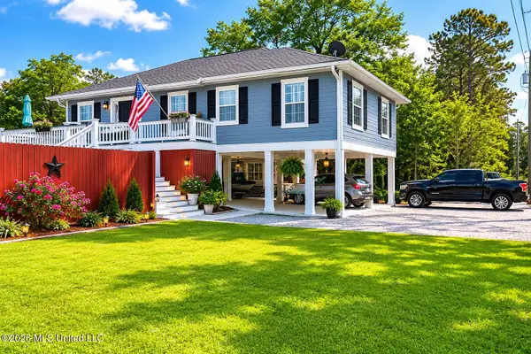 6029 5th Street, Bay Saint Louis, MS 39520