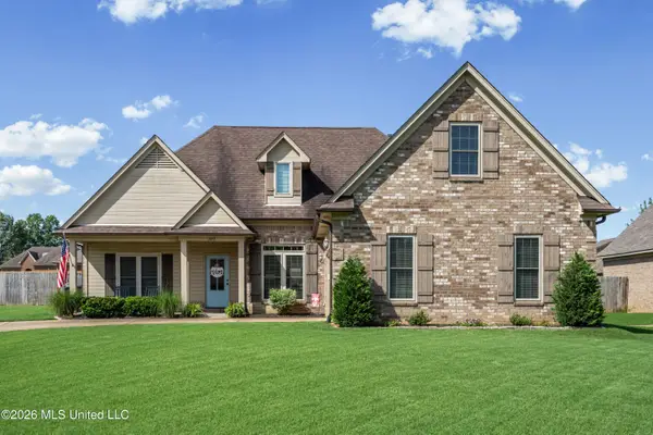 1457 E Lake Front Drive, Hernando, MS 38632