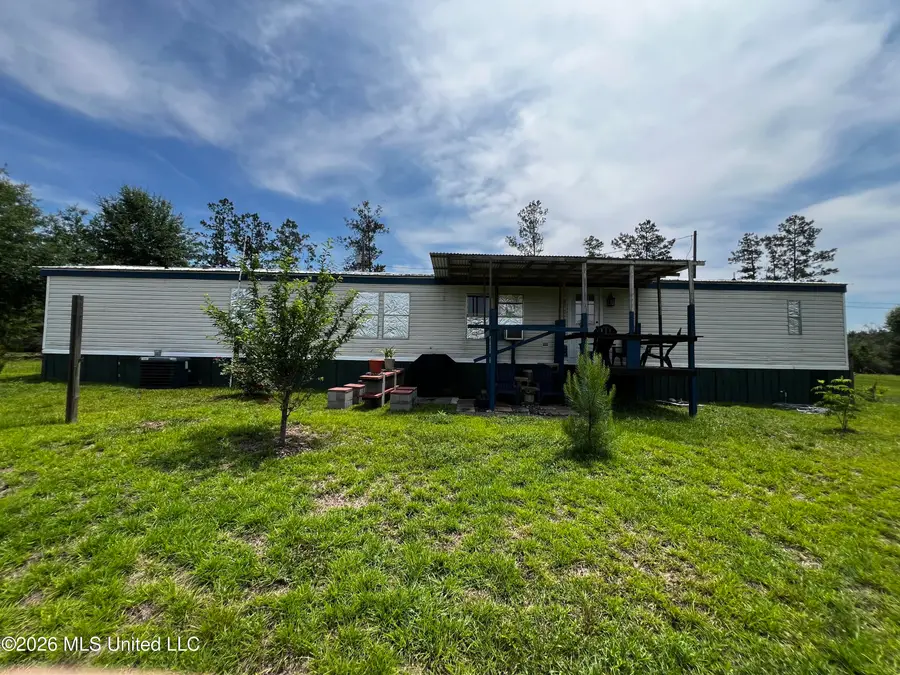 153 C F Eubanks Road, Lucedale, MS 39452 - #2