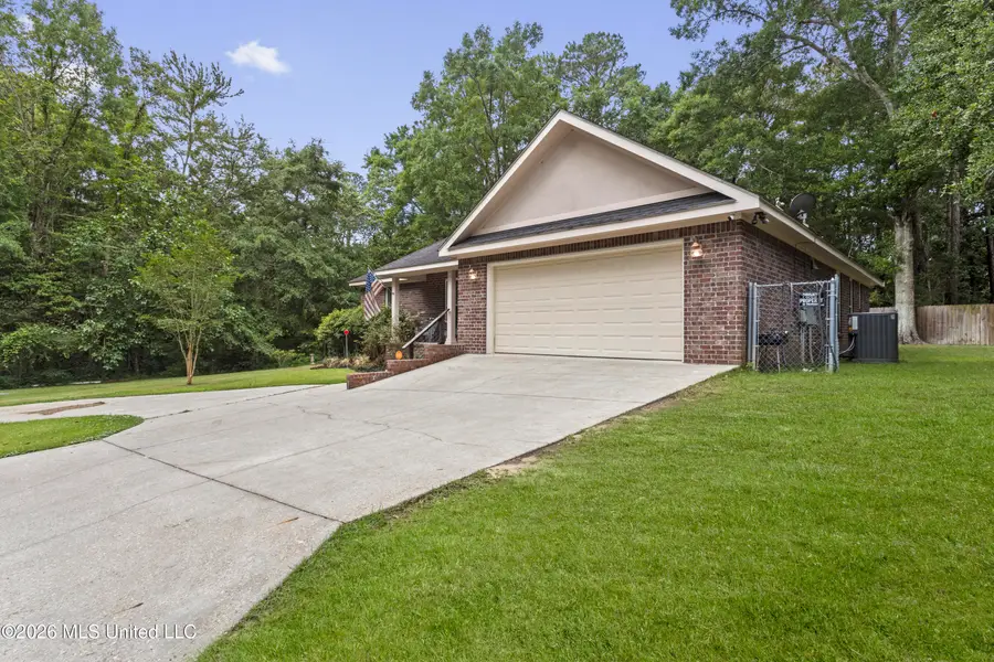 2609 N 15th Street, Ocean Springs, MS 39564 - #3