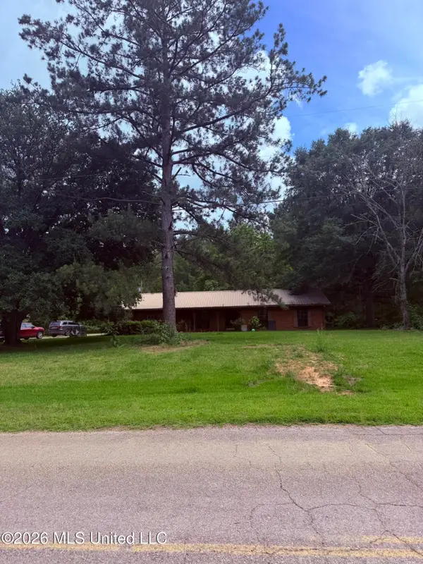 2242 Old Pickens Road, Kosciusko, MS 39090