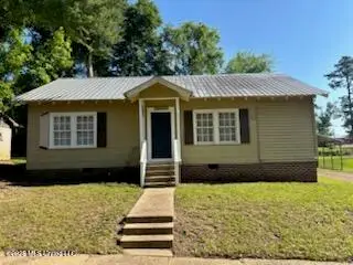 107 W Durr Avenue, Mendenhall, MS 39114 - #1