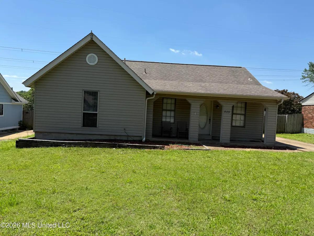 589 Lake Shore Drive, Southaven, MS 38671 - #1