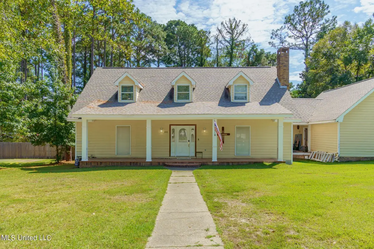 101 Pinewood Drive, Hattiesburg, MS 39402 - #1