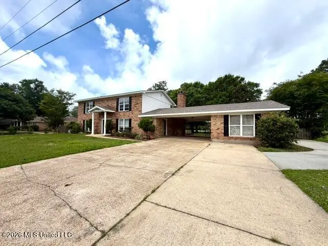 825 Warren Street, Pascagoula, MS 39567 - #1