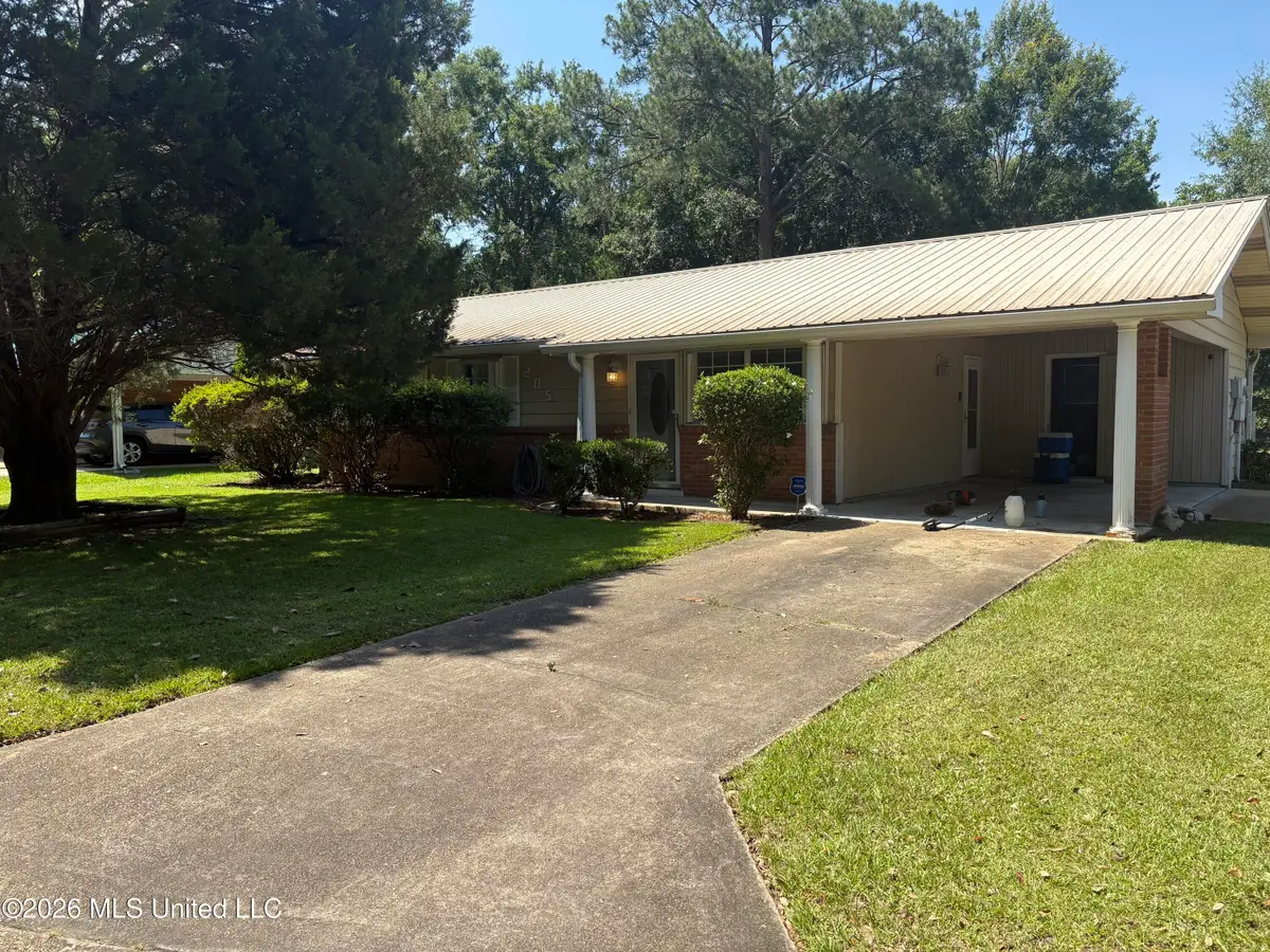 205 Barbara Circle, Ocean Springs, MS 39564 - #1