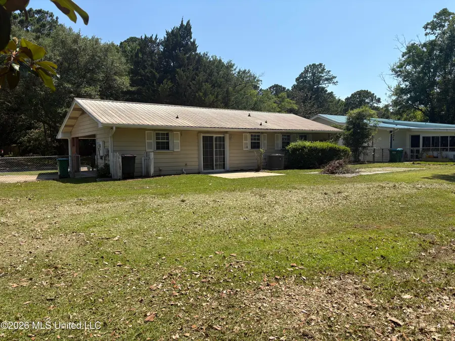 205 Barbara Circle, Ocean Springs, MS 39564 - #3